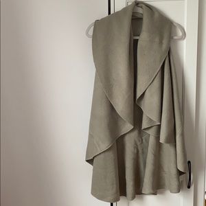 Vest/shawl - Look from Anthropologie